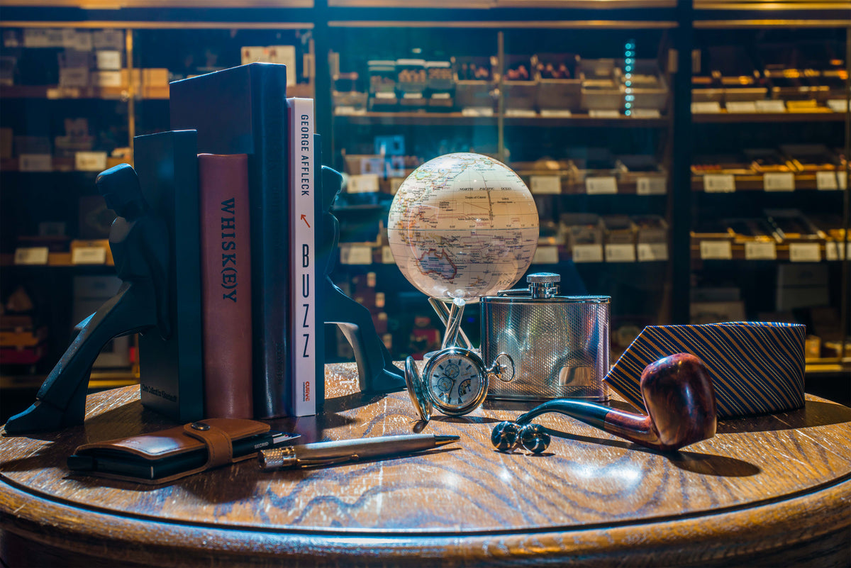Mova Globes