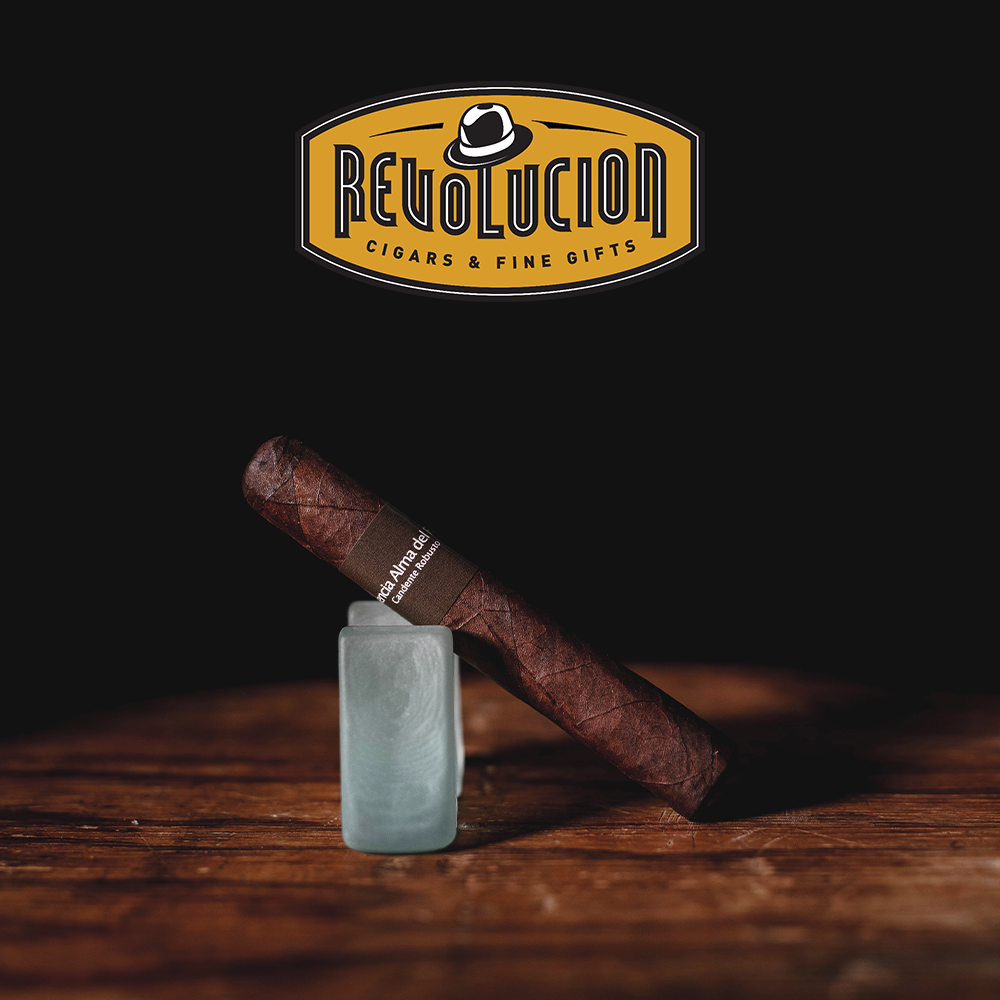 Cigare nicaraguayen Plasencia Alma del Fuego Candente Robusto de force moyenne
