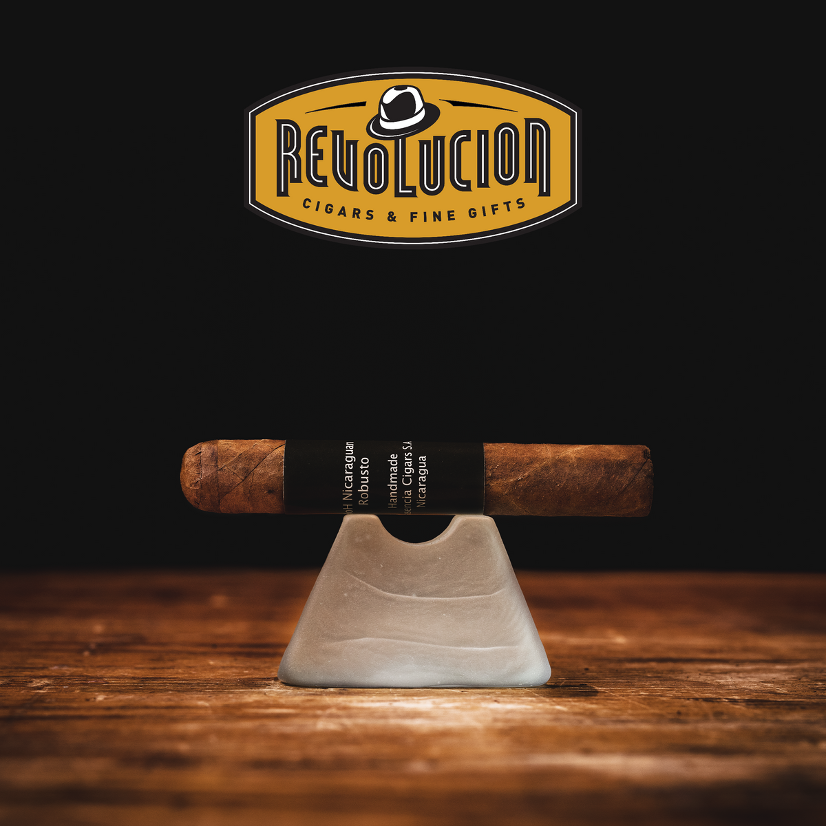 Hoh_Nicaraguan_Robusto_side