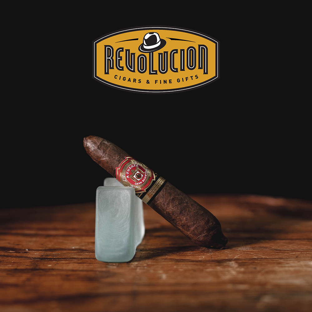 Cigare dominicain Arturo Fuente Hemingway Work of Art, naturel, force moyenne