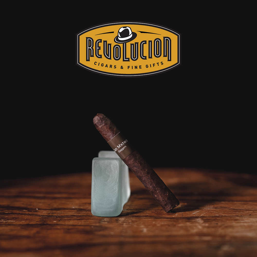 CAO Mx2 Daggers Short Panetela Maduro Medium-Full Strength Nicaraguan Cigars