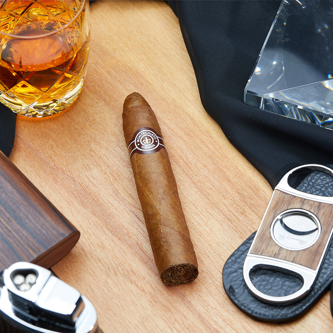 Cigares cubains Montecristo Petit No.2 Torpedo, force moyenne à forte