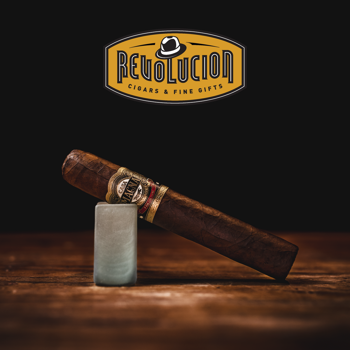 Casa_Magna_Robusto_Colorado_Angle