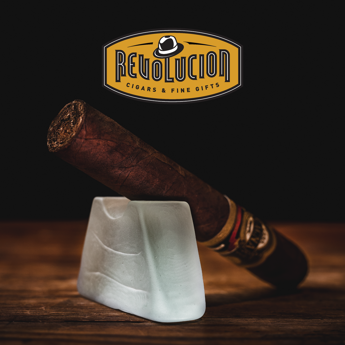 Casa_Magna_Robusto_Colorado_Bottom